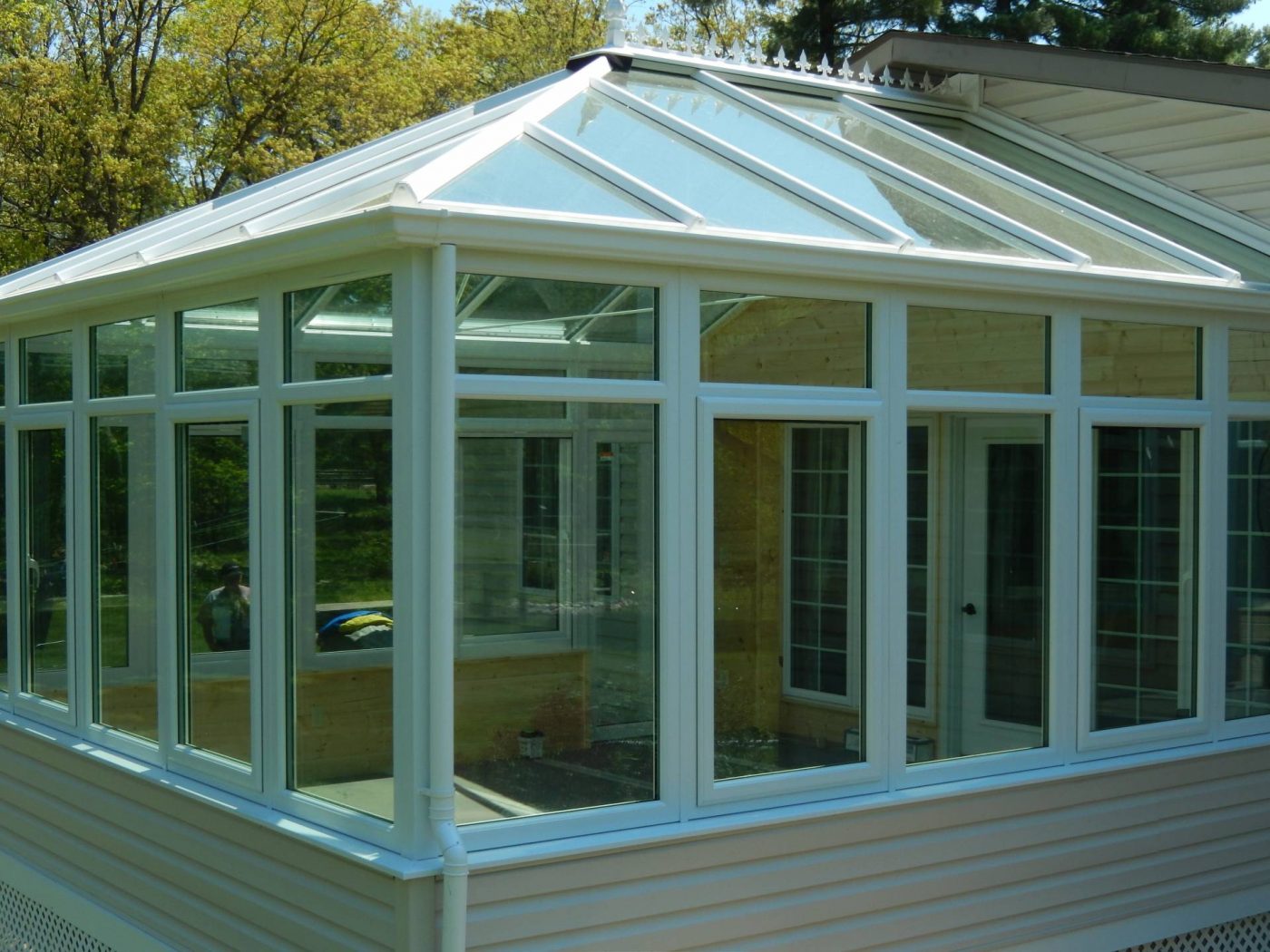 all glass with knee wall