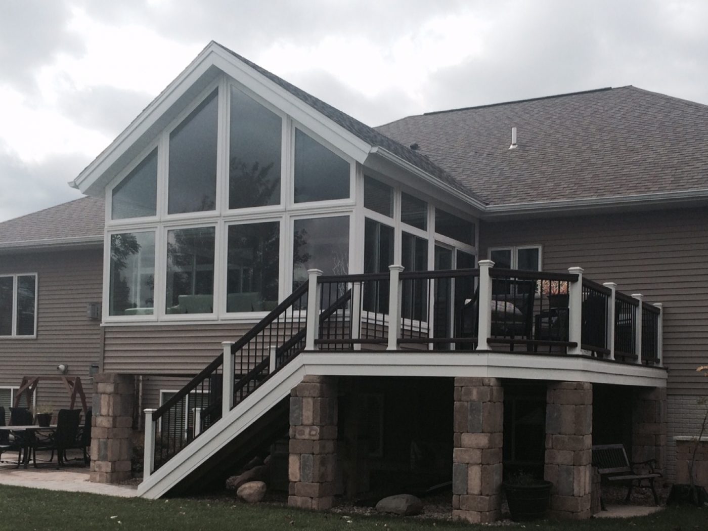 White Eco Green Knee Wall Elements