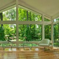 White Glass Knee Wall Transitions (10)