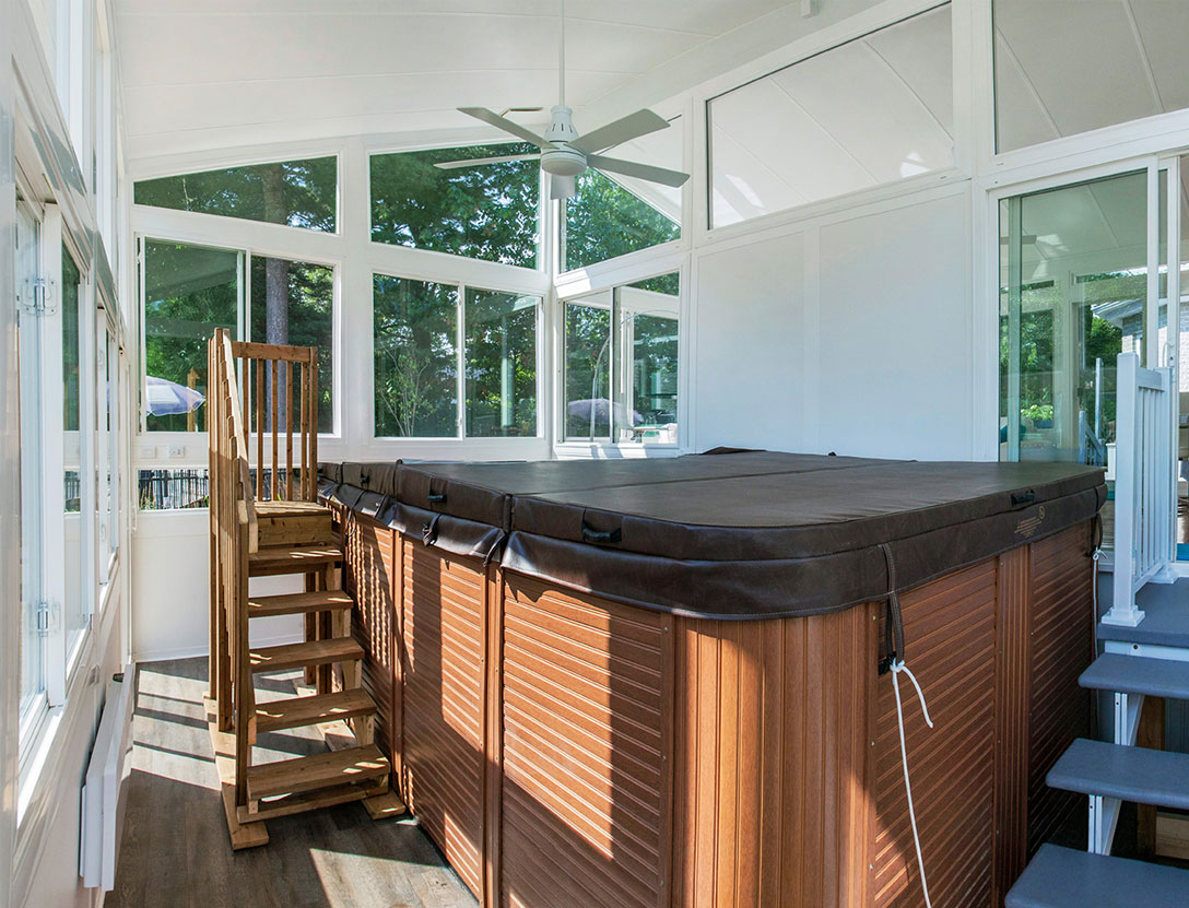 Sunroom with hot tub for relaxing