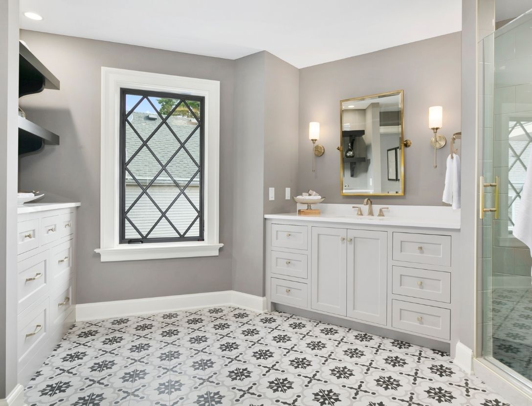 Open floorplan spa bathroom remodel 