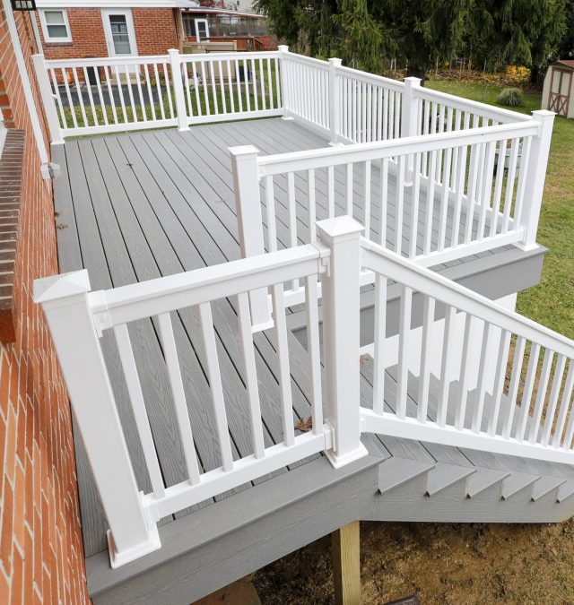 Manor Ridge Deck