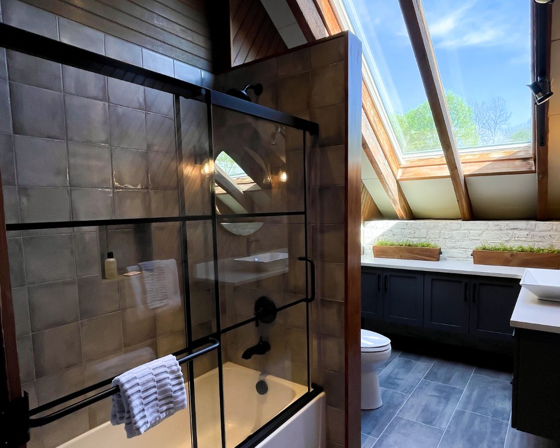 Small Fancy Bathroom with standing shower