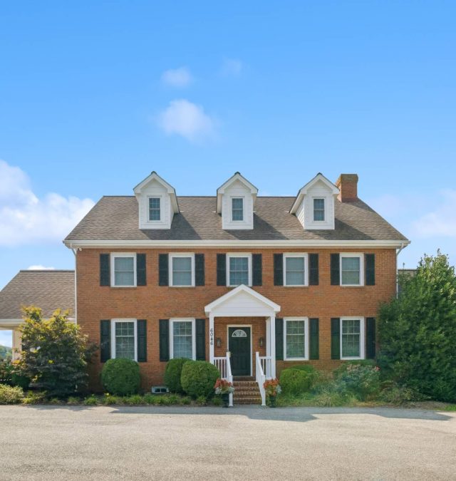 Buena Vista Road LP Siding & 4 Season Room