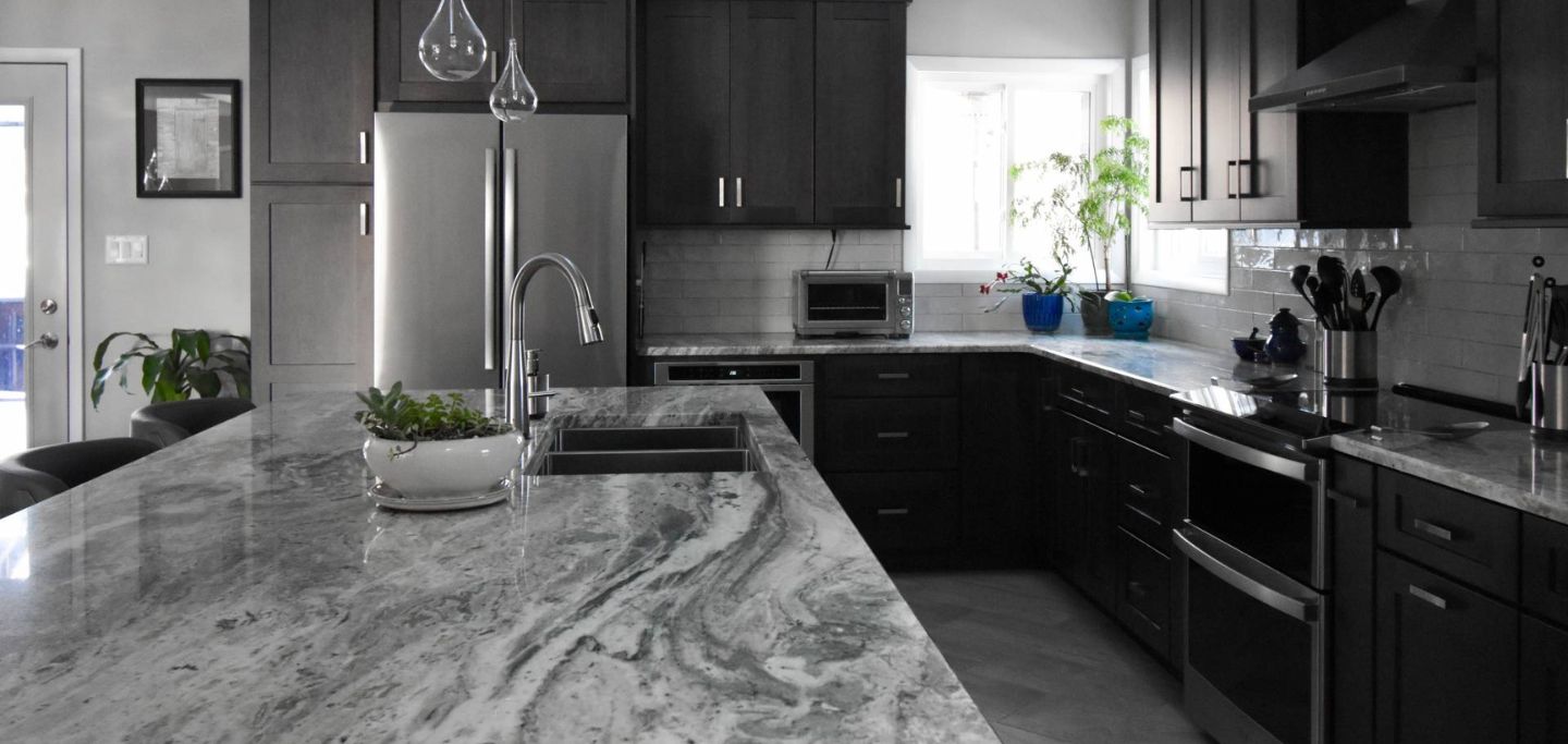 Kitchen Countertops with Beautiful Stone Pattern